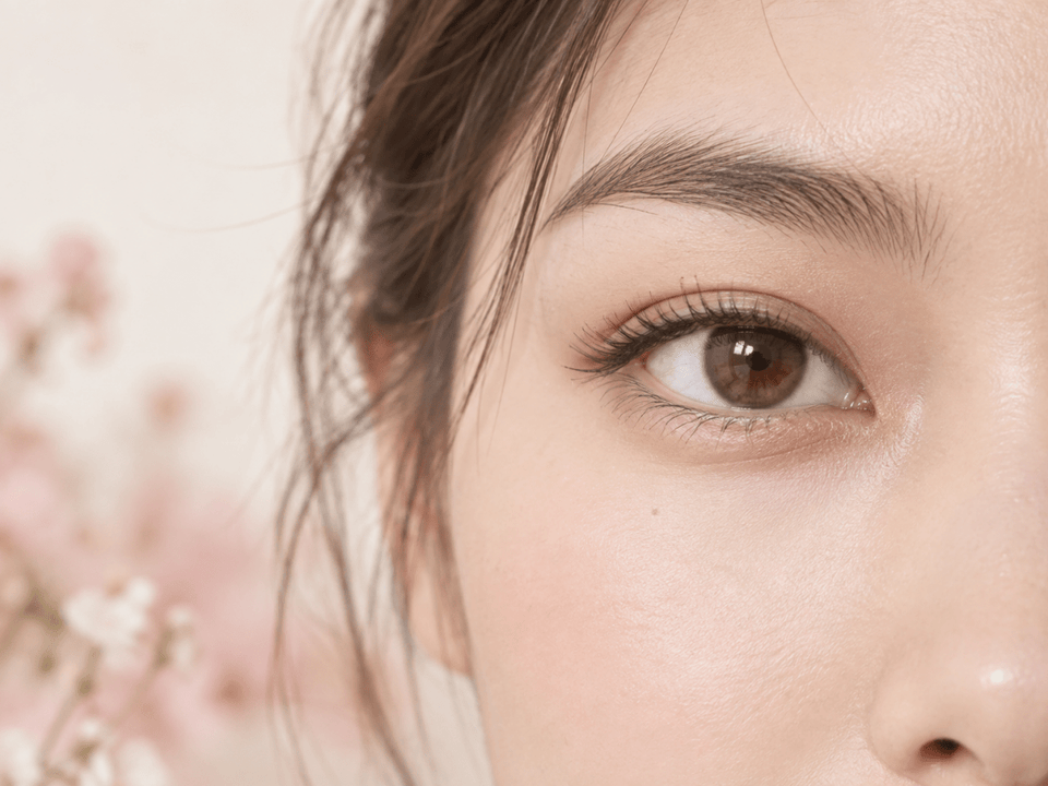 What Makes Colored Contacts Look Natural? 7 Design Features - KPOP2