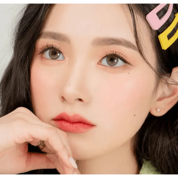 LensRang Spell Gray — model portrait showing the contact lens look