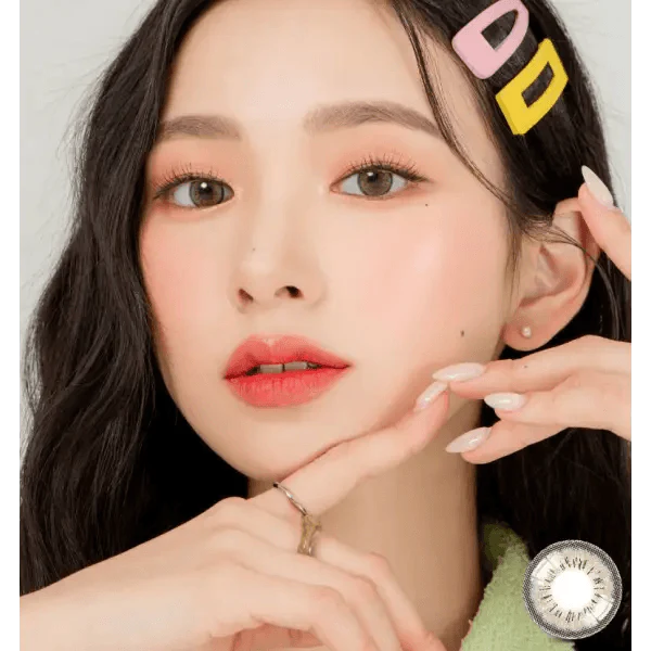 LensRang Spell Gray — model portrait showing the contact lens look