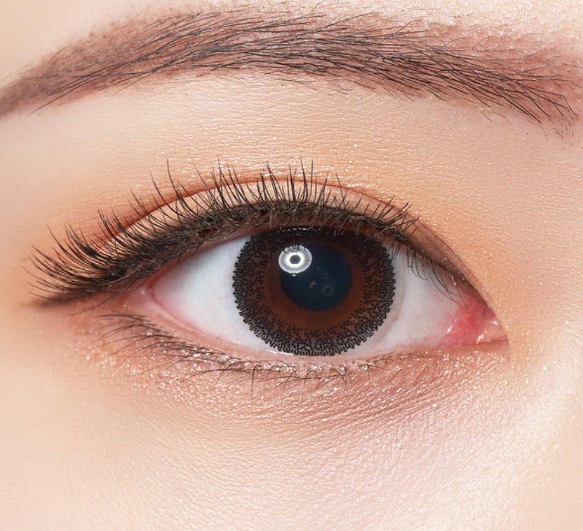 Bausch + Lomb Natural Pure Black (90p) colored contact lens, 12.6mm graphic diameter, Daily wear