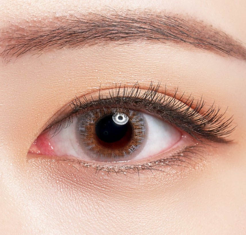 Bausch + Lomb Lacelle Deer Brown (30p) colored contact lens, 12.9mm graphic diameter, Daily wear