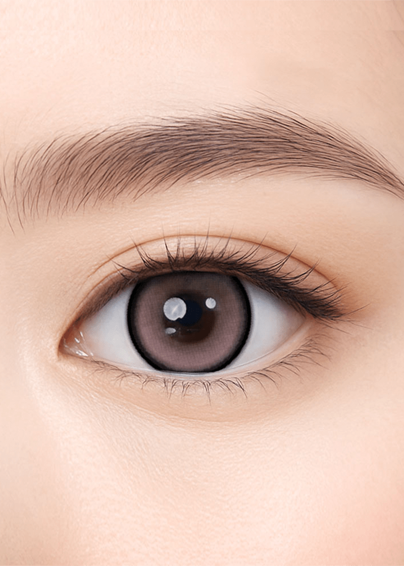 Clalen Iris XUYU Pink Daily 13.8mm — close-up view of the contact lens on an eye