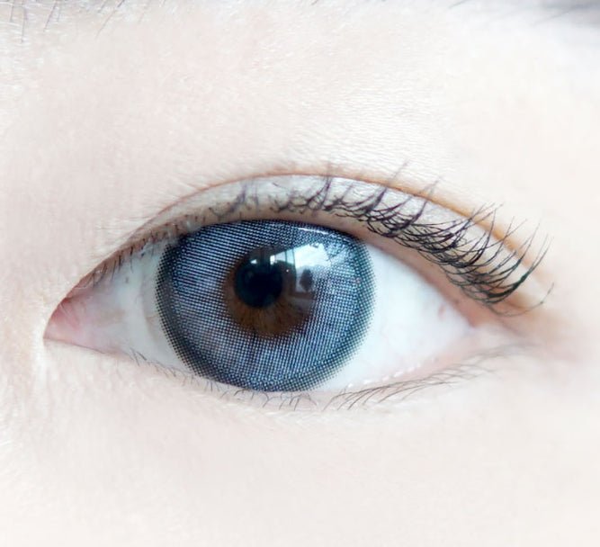 Cocoview Gling Blue colored contact lens, 13.1mm graphic diameter, Monthly wear