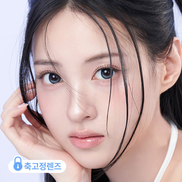 LensTown Keeping Lens Flu Blue - Korean campaign model wearing the lenses