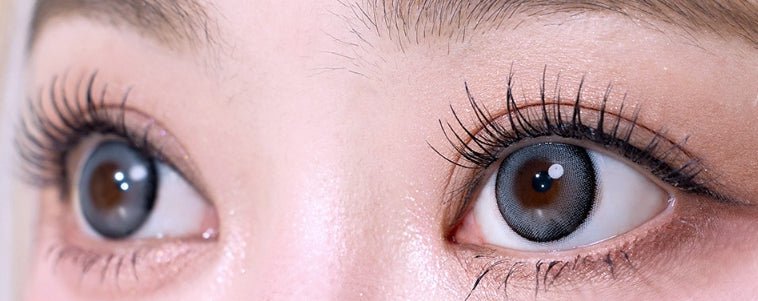 I-SHA Dekame Look At Me Gray colored contact lens, 13.6mm graphic diameter, Monthly wear