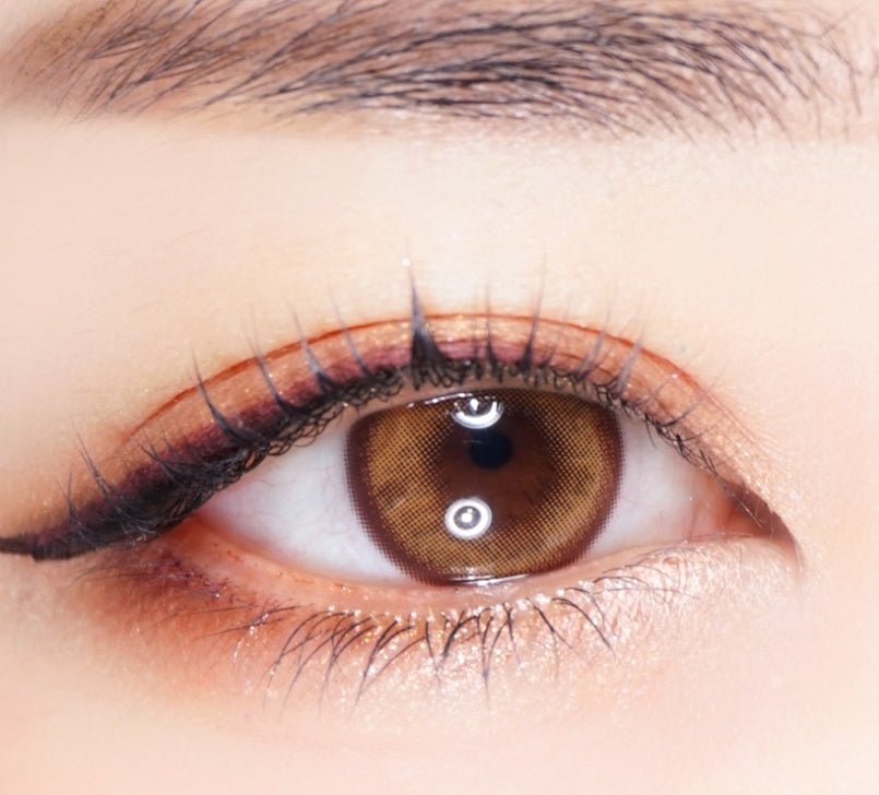 I-SHA Molton Amber Brown colored contact lens, 13.1mm graphic diameter, Monthly wear