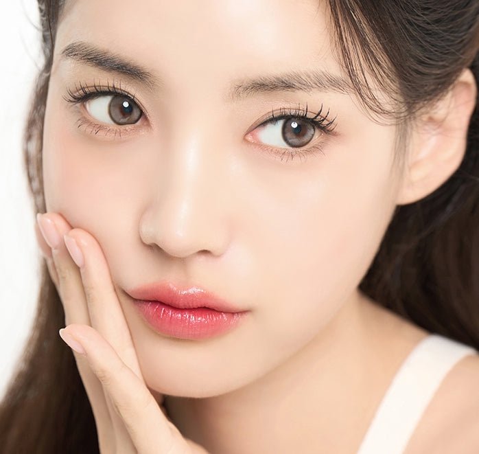 LensTown Back to Basic DOLCEBABA Ash Beige Brown colored contact lens, 13.7mm graphic diameter, 3-6 Months wear