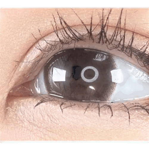 LensTown Konimo2 Choco — single-eye close-up showing the contact lens appearance