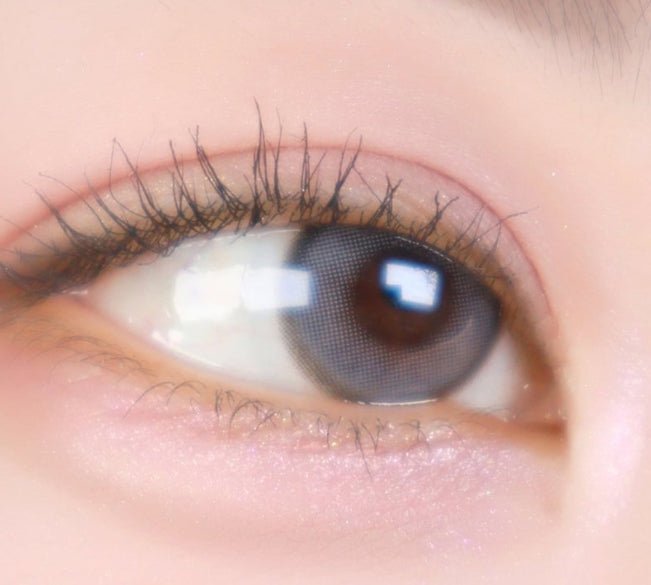 LensVery Day Ring Gray (10p) colored contact lens, 12.5mm graphic diameter, Daily wear