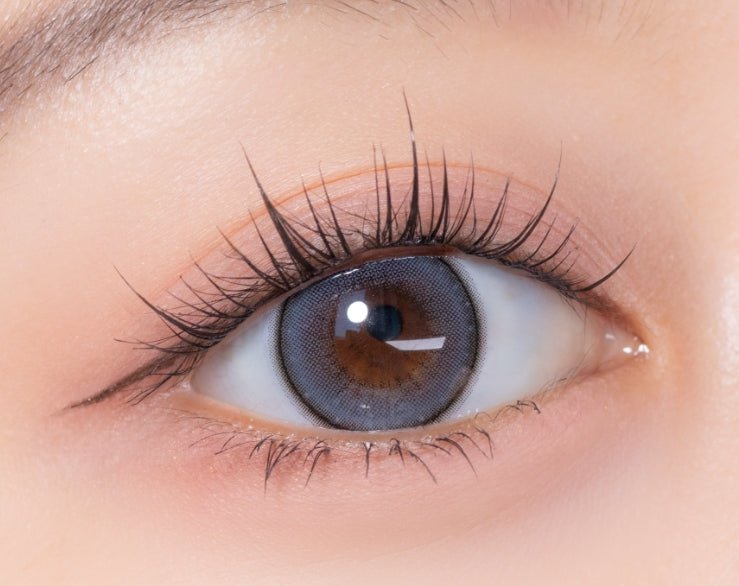 LensVery Shu Shu Blue colored contact lens, 13.6mm graphic diameter, Monthly wear