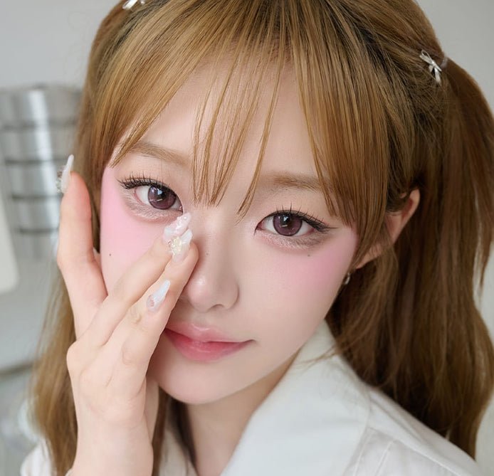 LensVery Shu Shu Pink colored contact lens, 13.6mm graphic diameter, Monthly wear