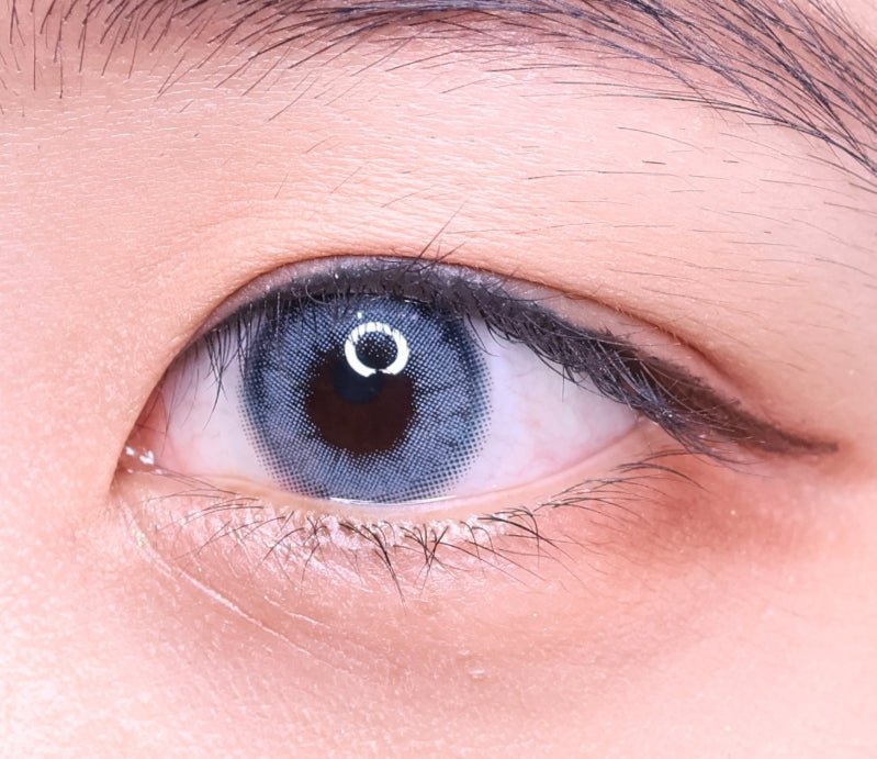 LensVery Silhouette Blue Gray (10p) colored contact lens, 13.3mm graphic diameter, Daily wear