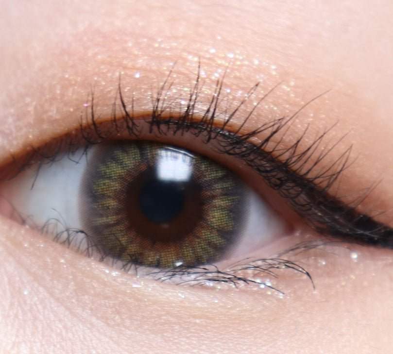 LensVery Vellica Gray colored contact lens, 13.0mm graphic diameter, Monthly wear