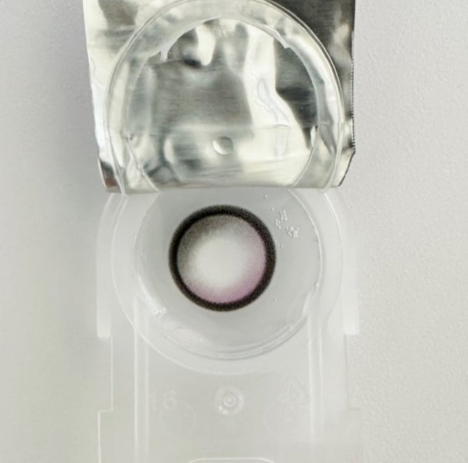 Olens Big Glowy Lavender Violet colored contact lens, 13.6mm graphic diameter, Monthly wear