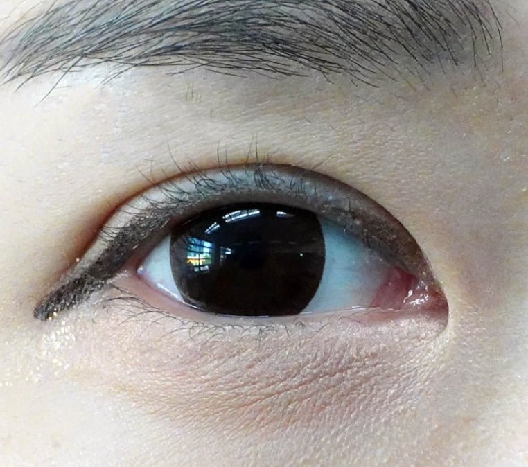 Olens BS 11 Choco colored contact lens, 13.9mm graphic diameter, 3-6 Months wear