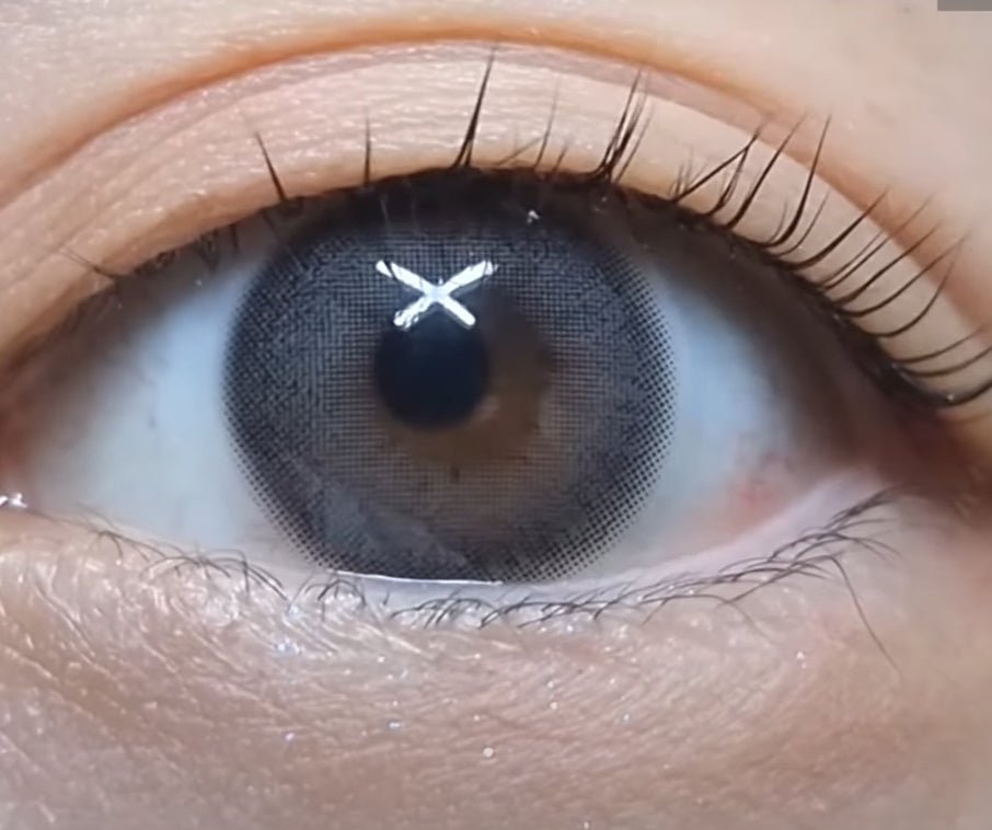 Olens Dear Gray colored contact lens, 13.0mm graphic diameter, 3-6 Months wear