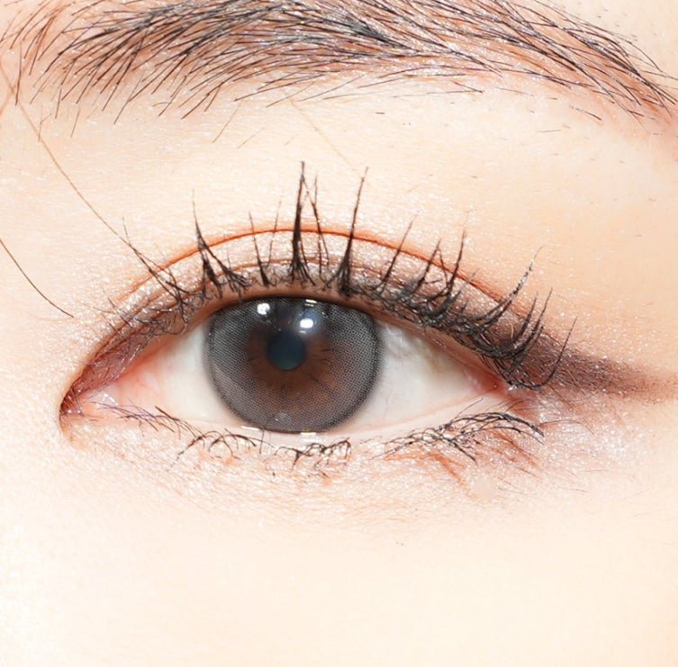 Shine Touch Milky 1Day Gray (20p) colored contact lens, 12.7mm graphic diameter, Daily wear