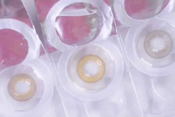 LensTown 247 With Me Brown (10p) — contact lenses displayed in storage cases