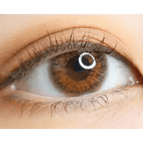LensVery 3Brown Code3 colored contacts - on-eye close-up showing the color and design