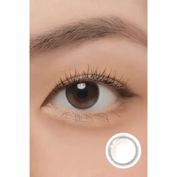LensTown Beloved Serum Brown — single-eye close-up showing the contact lens appearance