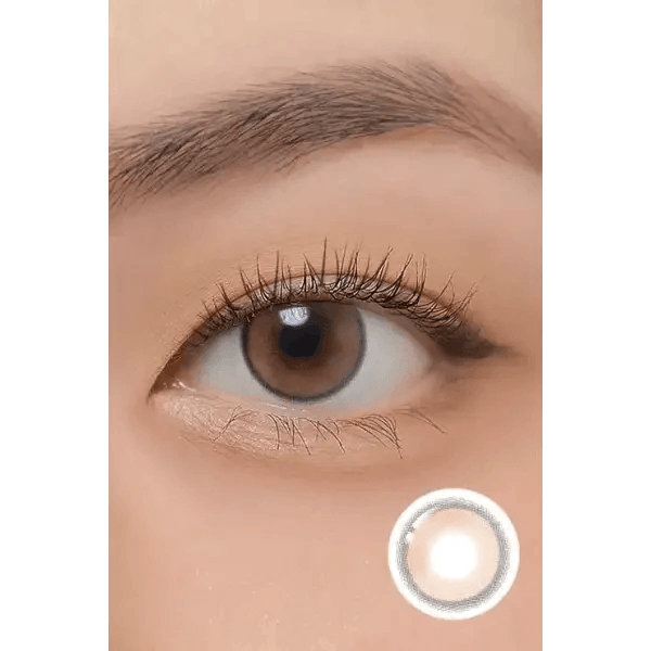 LensTown Beloved Water Brown — single-eye close-up showing the contact lens appearance