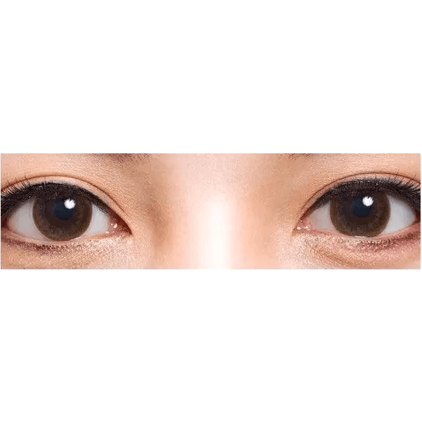 Olens BS 21 Brown — both eyes wearing the contact lenses