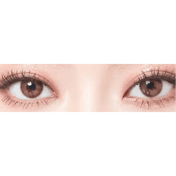 LensTown Choco Pong Edge Caramel Choco — both eyes wearing the contact lenses