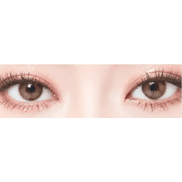 LensTown Choco Pong Edge Milk Choco — both eyes wearing the contact lenses