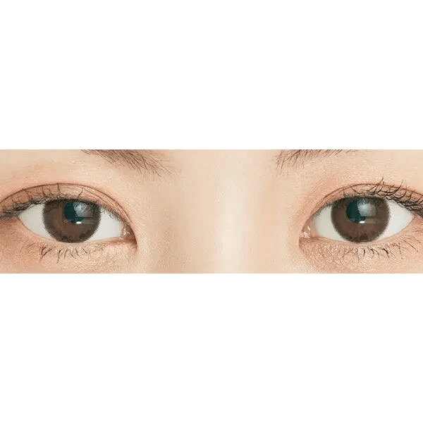 LensTown Chocopong Dark Choco — both eyes wearing the contact lenses