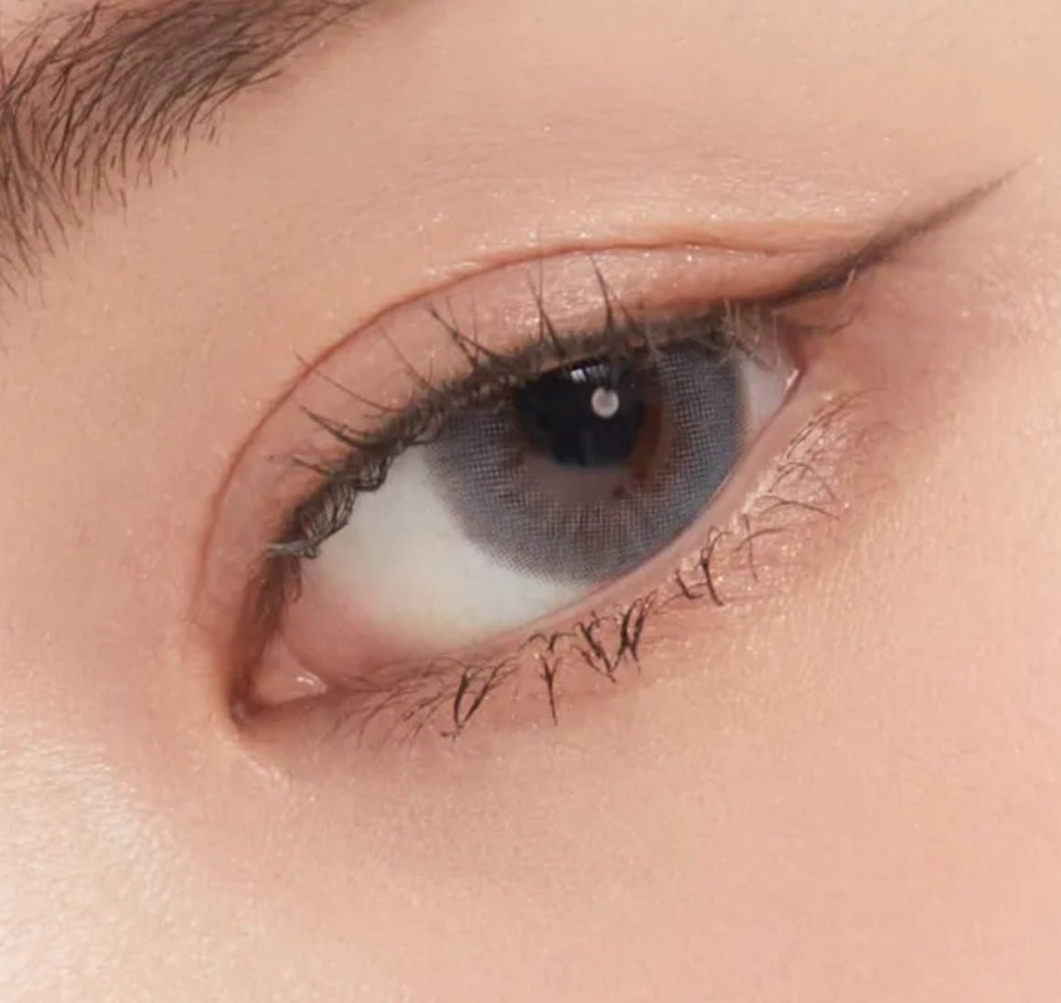 Olens Classi Water Gray colored contact lens, 13.4mm graphic diameter, 3-6 Months wear