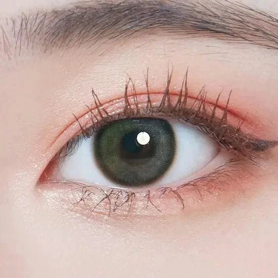 LensTown Coconut 3color Wild Olive Green — single-eye close-up showing the contact lens appearance