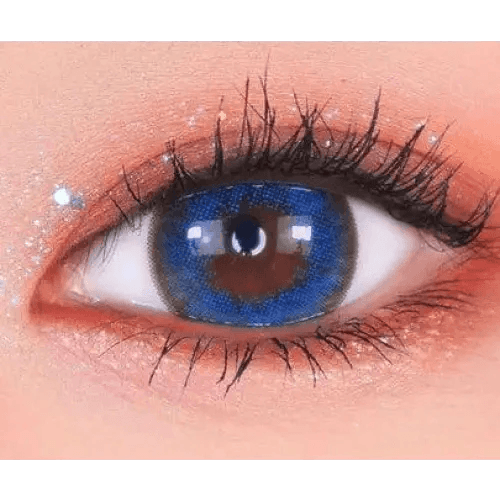 Olens Dali Extra Blue — single-eye close-up showing the contact lens appearance