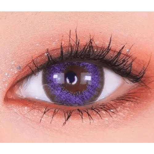 Olens Dali Extra Violet — single-eye close-up showing the contact lens appearance
