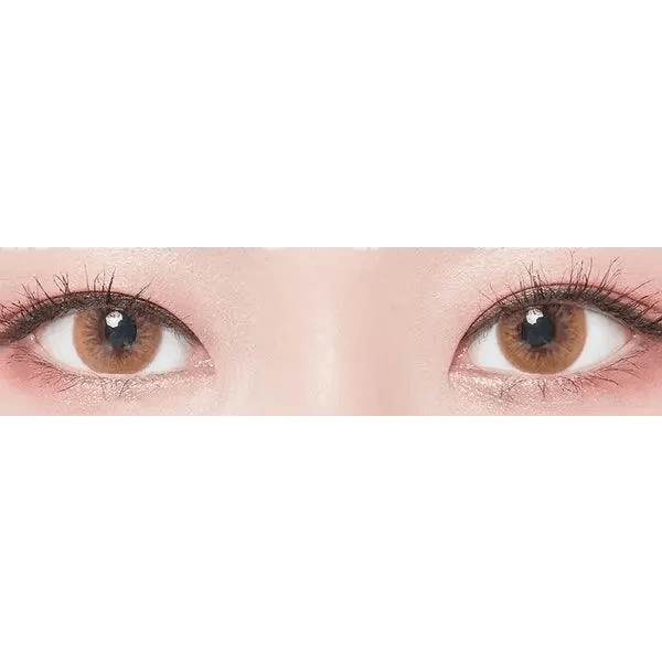 LensTown DODO Brown — both eyes wearing the contact lenses