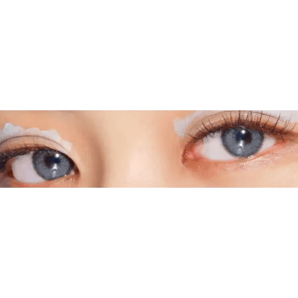LensVery Funny Ann Wind Gray — both eyes wearing the contact lenses