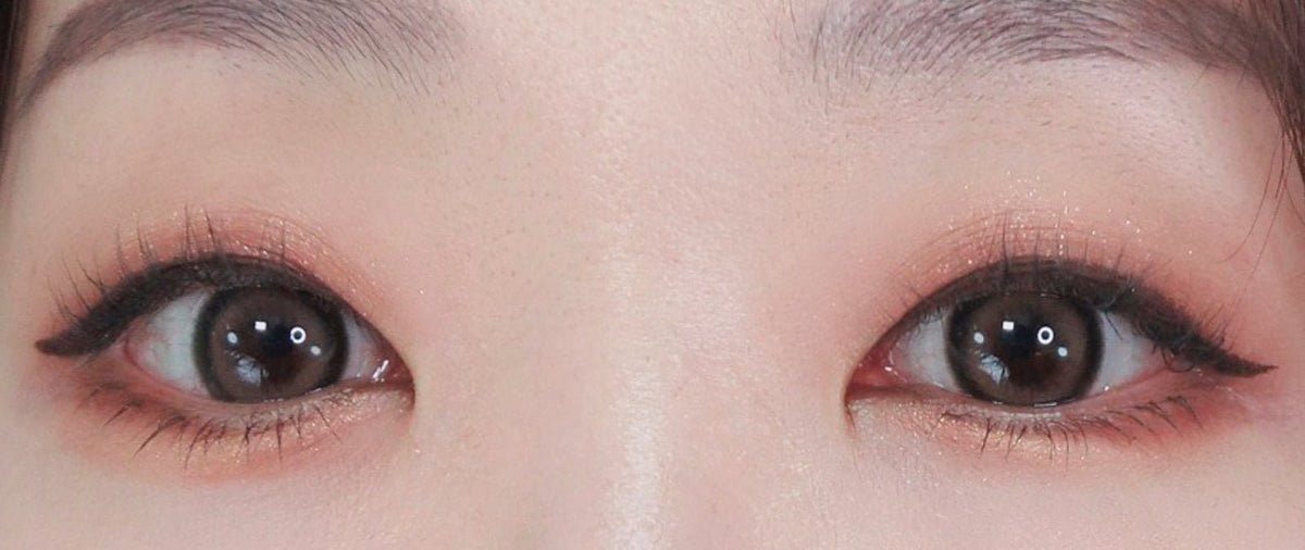 LensTown Glammic Soft Brown colored contact lens, 13.3mm graphic diameter, Monthly wear