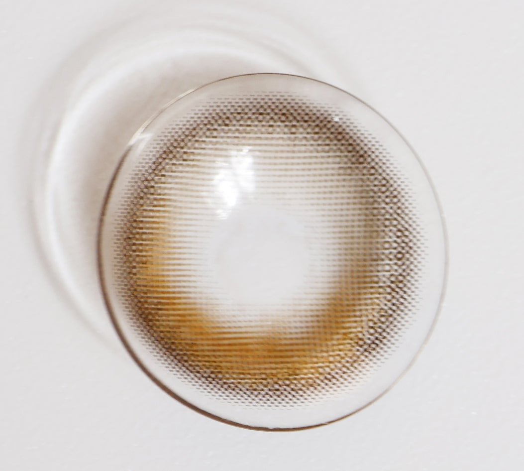 Olens Glowy Natural Latte Brown colored contact lens, 13.0mm graphic diameter, Monthly wear