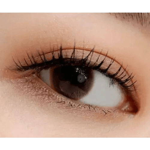LensVery Honey U Brown — single-eye close-up showing the contact lens appearance