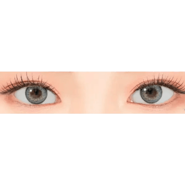 LensRang Iwwitch Blue — both eyes wearing the contact lenses