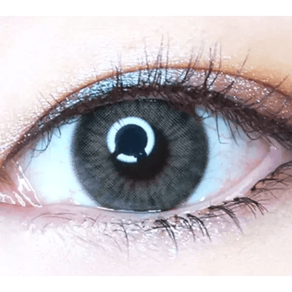 LensTown Kakao Friends Muzi Gray — single-eye close-up showing the contact lens appearance
