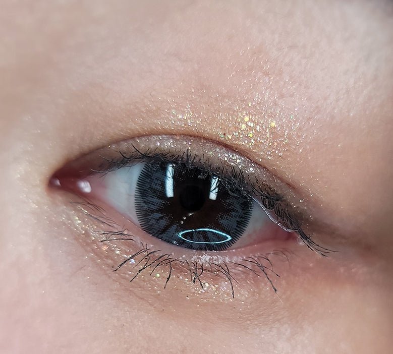 LensRang Intense Gray — single-eye close-up showing the contact lens appearance