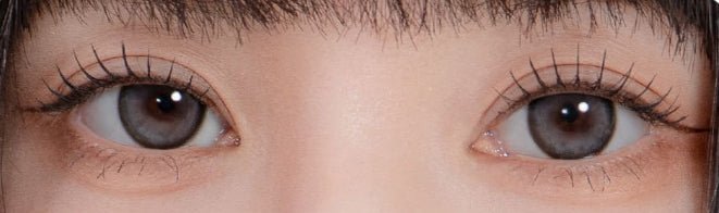 LensTown It's Me Coco Gray colored contact lens, 13.4mm graphic diameter, Monthly wear