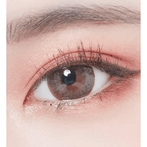 LensTown Silimedi Palm Gray — single-eye close-up showing the contact lens appearance