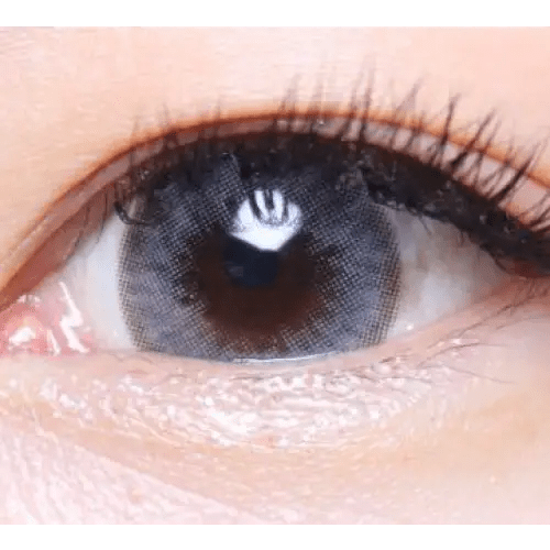 LensTown Thrice S Gray — single-eye close-up showing the contact lens appearance