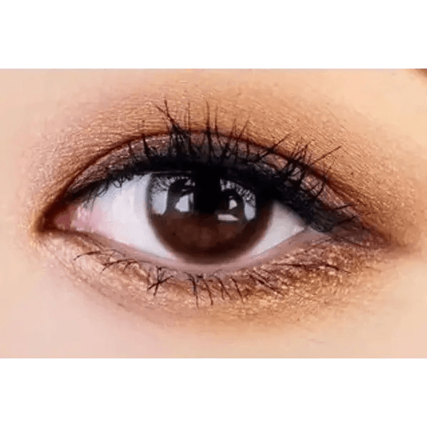LensTown Unisome Choco — single-eye close-up showing the contact lens appearance