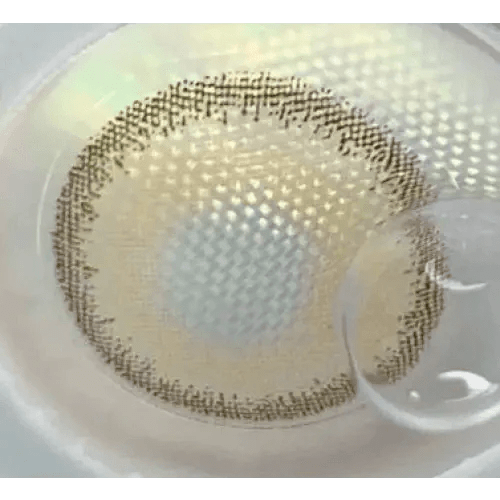LensVery Silhouette Hazel (10p) — close-up of the contact lens design