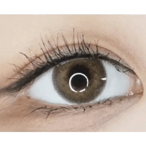 LensVery Silhouette1 Hazel — single-eye close-up showing the contact lens appearance