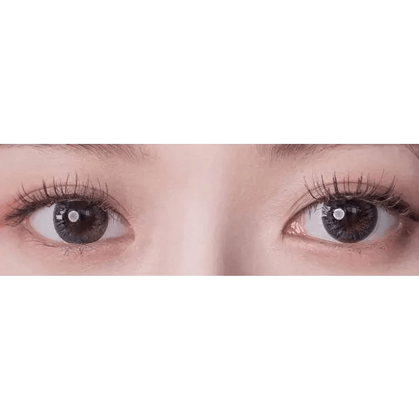 LensVery Sydney Gray (10p) — both eyes wearing the contact lenses