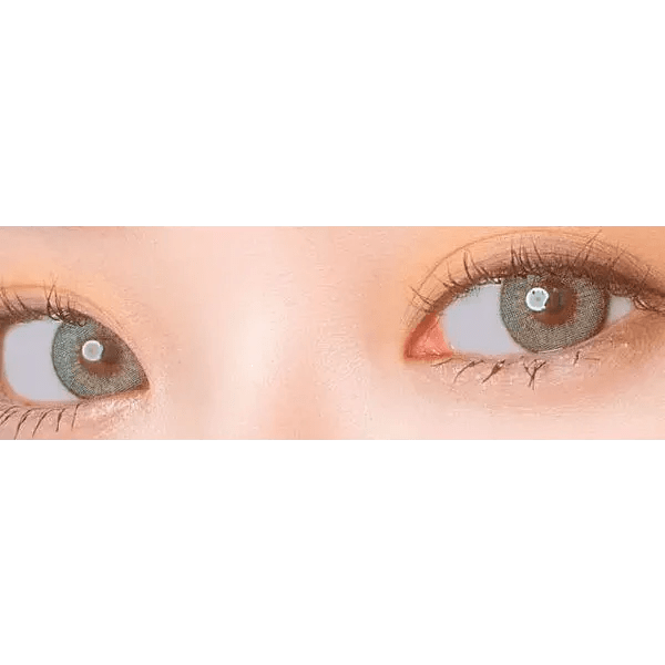 LensVery VeryTok Capri Blue — both eyes wearing the contact lenses