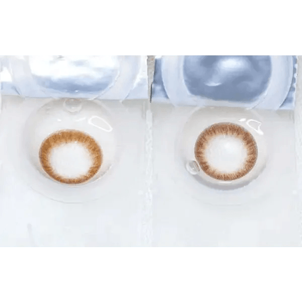 LensTown Lighly Classic Light Brown (20p) — contact lenses displayed in storage cases